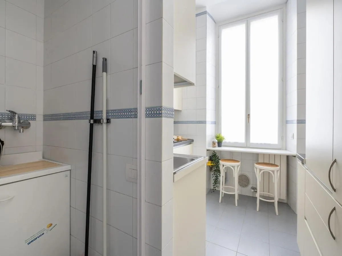 The Best Rent - Gorgeous Two-Bedroom Apartment In Porta Nuova District ミラノ イタリア