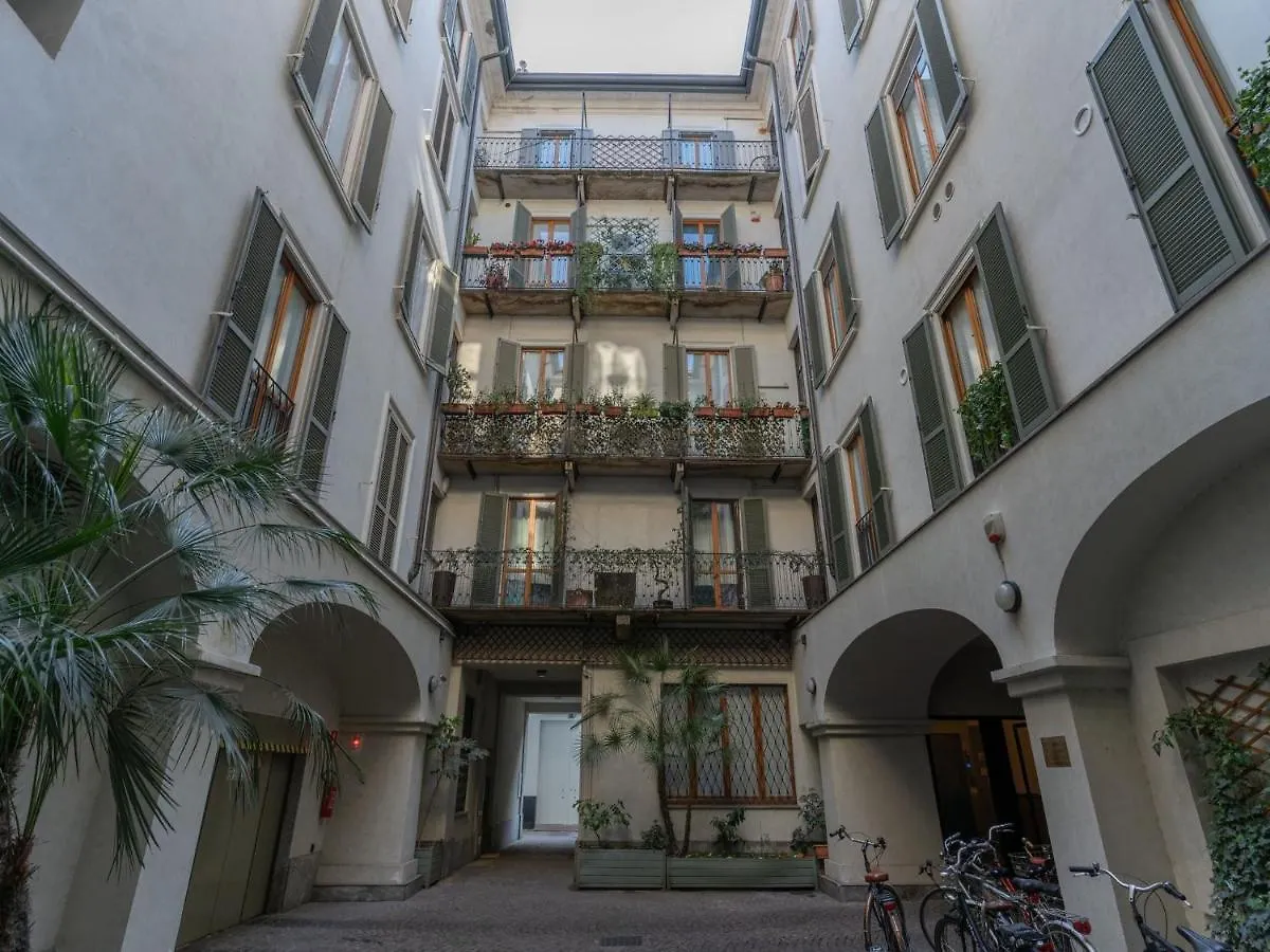 The Best Rent - Gorgeous Two-Bedroom Apartment In Porta Nuova District Milan 0*,
