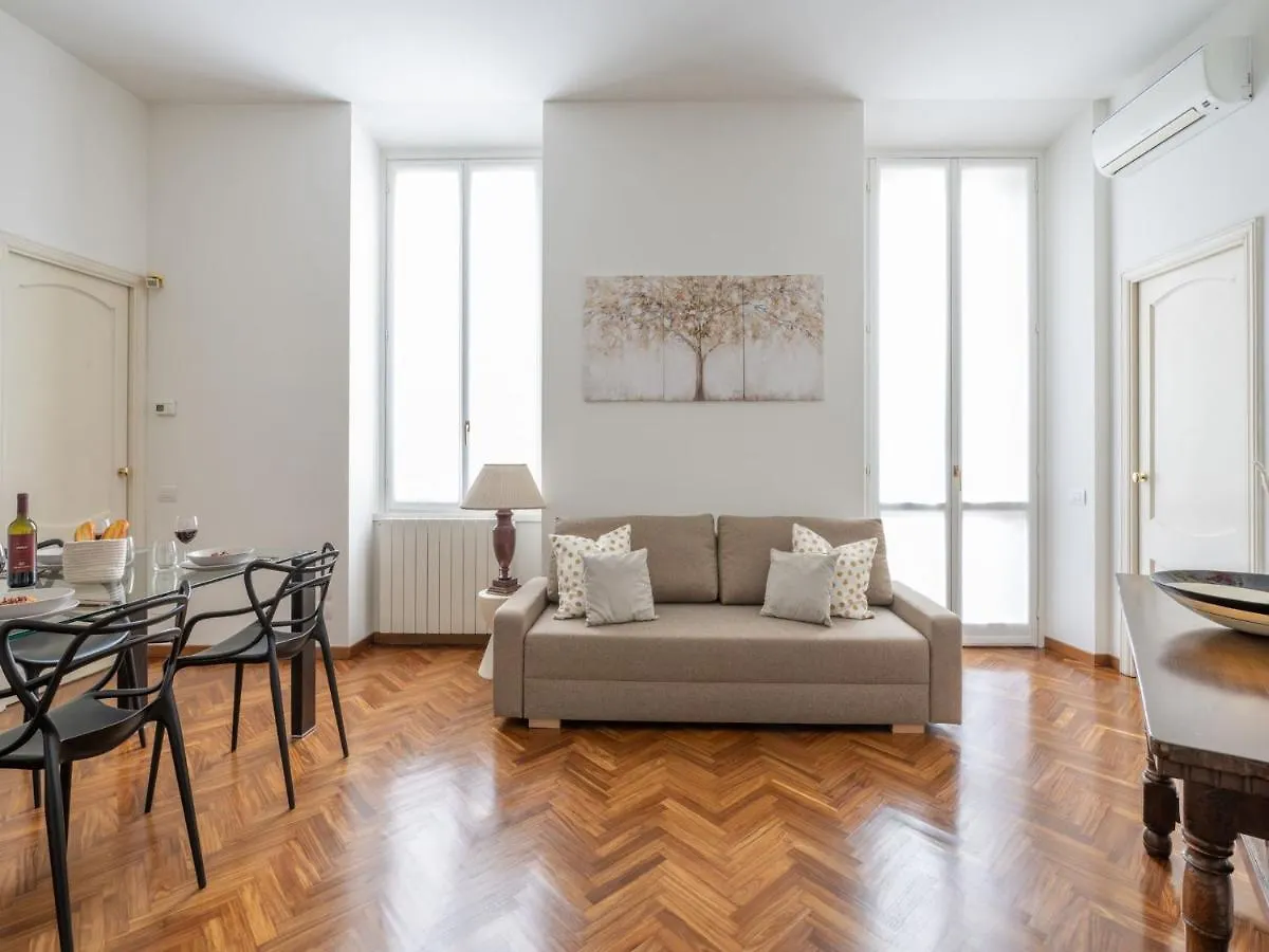 The Best Rent - Gorgeous Two-Bedroom Apartment In Porta Nuova District Milan